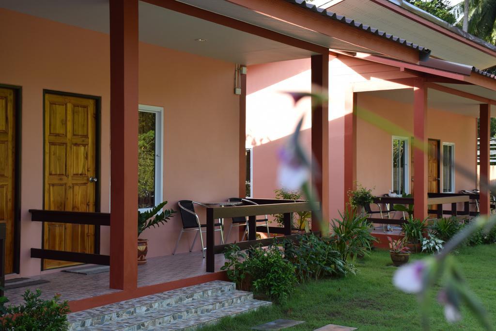 Albergue Baan Longhaad Ko Lanta Exterior foto